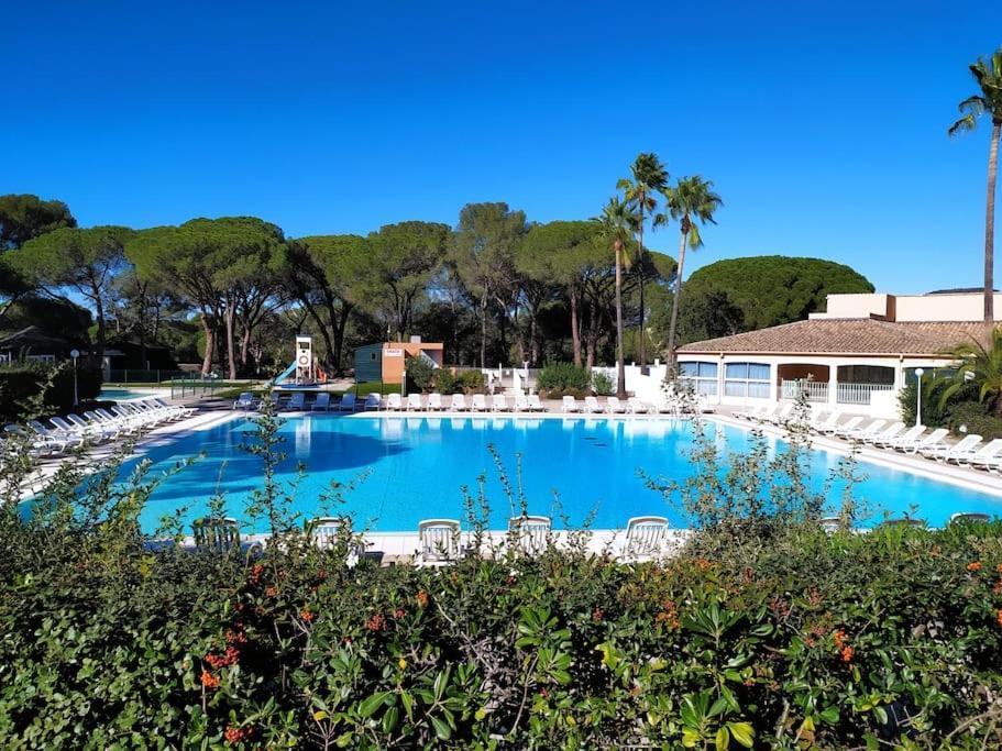 דירות Ideal Saint Raphael Piscine Clim Parking מראה חיצוני תמונה